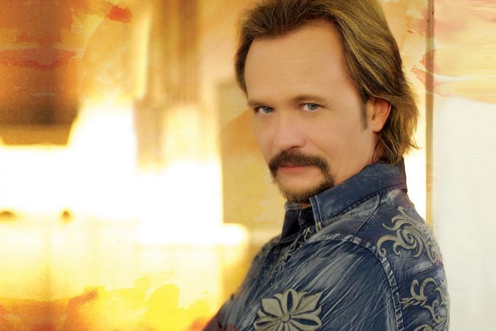 TRAVIS TRITT